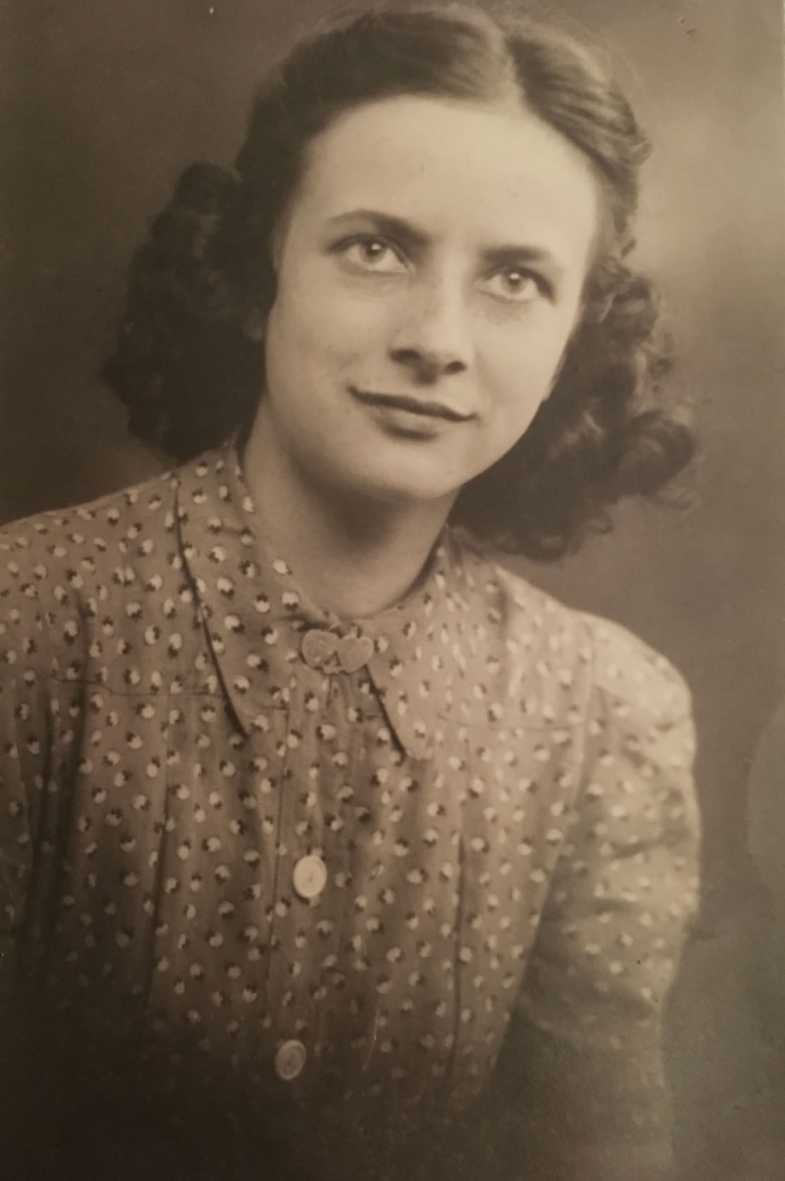 Pamela Iris Wale - photograhic restoration